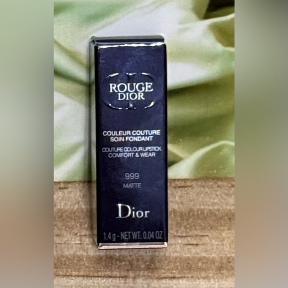 Dior Rouge Mini Lipstick 999 Comfort (color) NEW IN BOX - Picture 2 of 4
